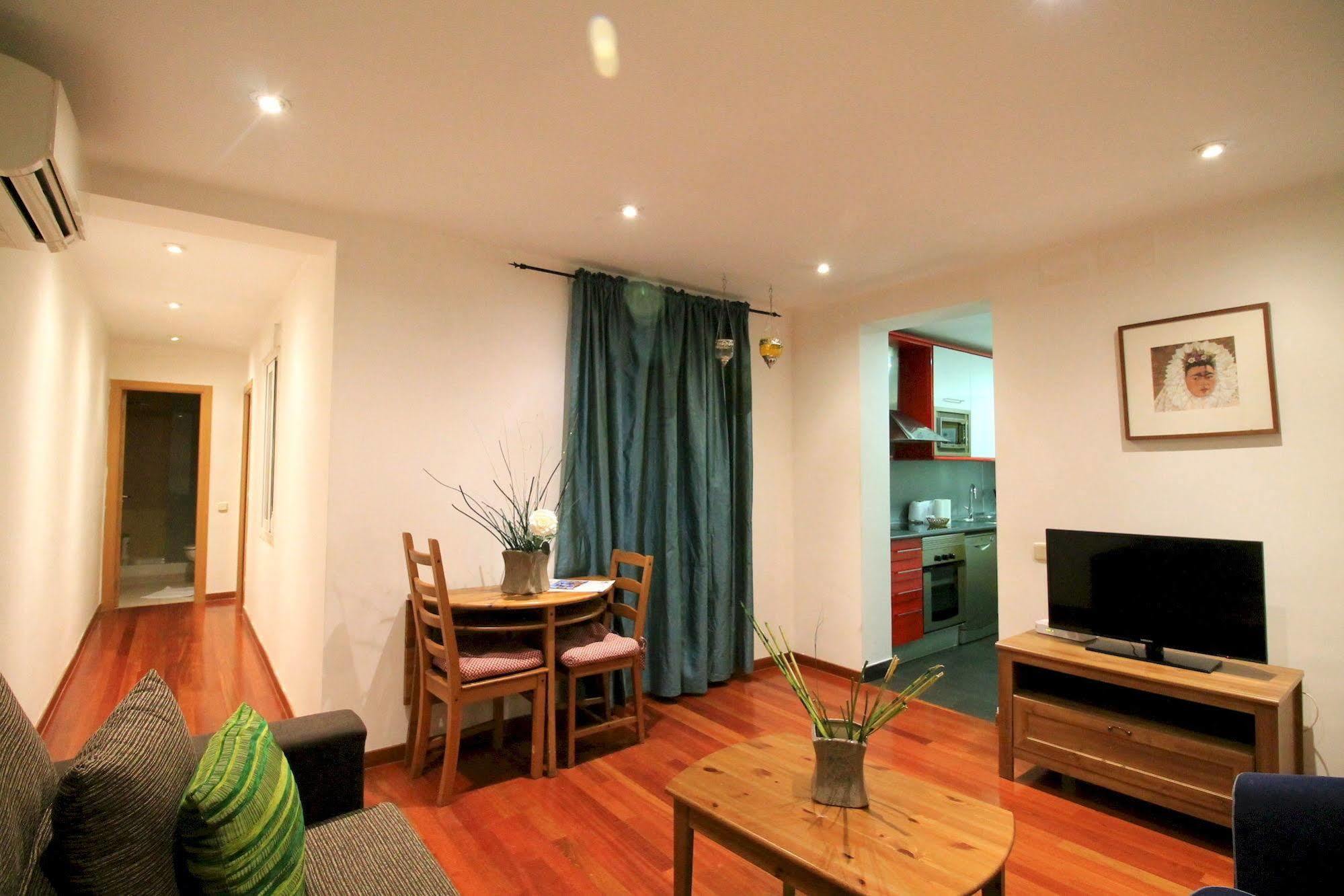 Prado Apartments 马德里 外观 照片